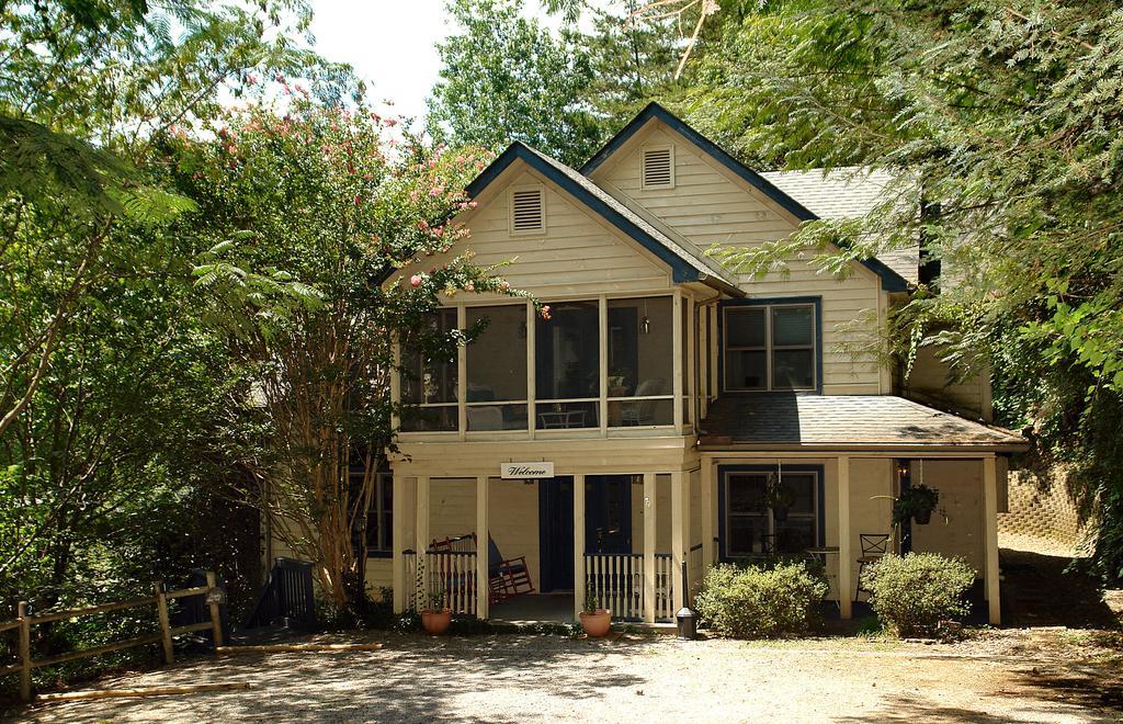 Eight Gables Inn Gatlinburg Exterior foto