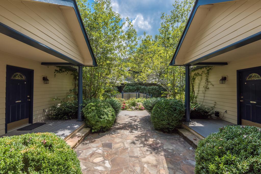 Eight Gables Inn Gatlinburg Exterior foto